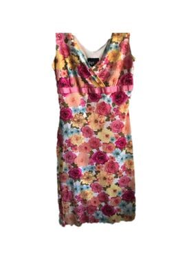 Floral summer dress, empire waist, V neck